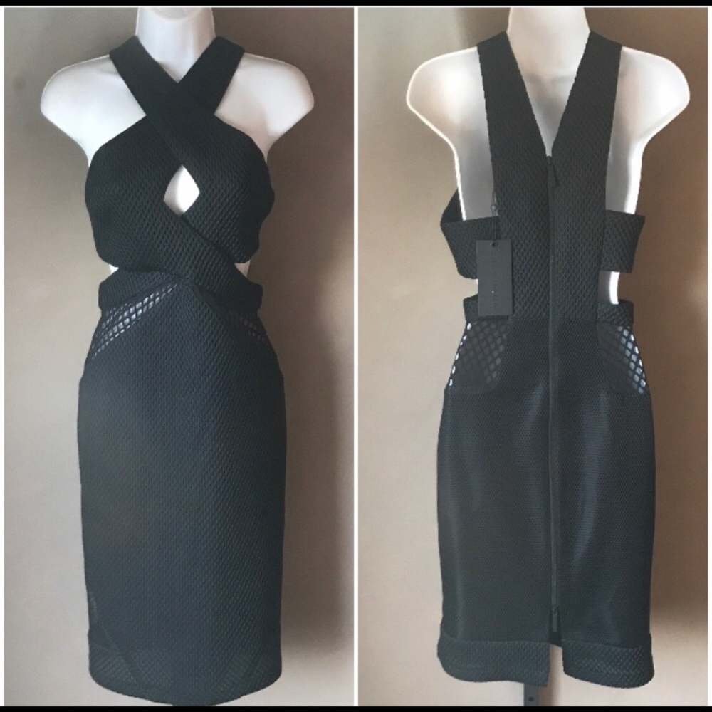 Kendall + Kylie Dress Crisscross Lined Medium